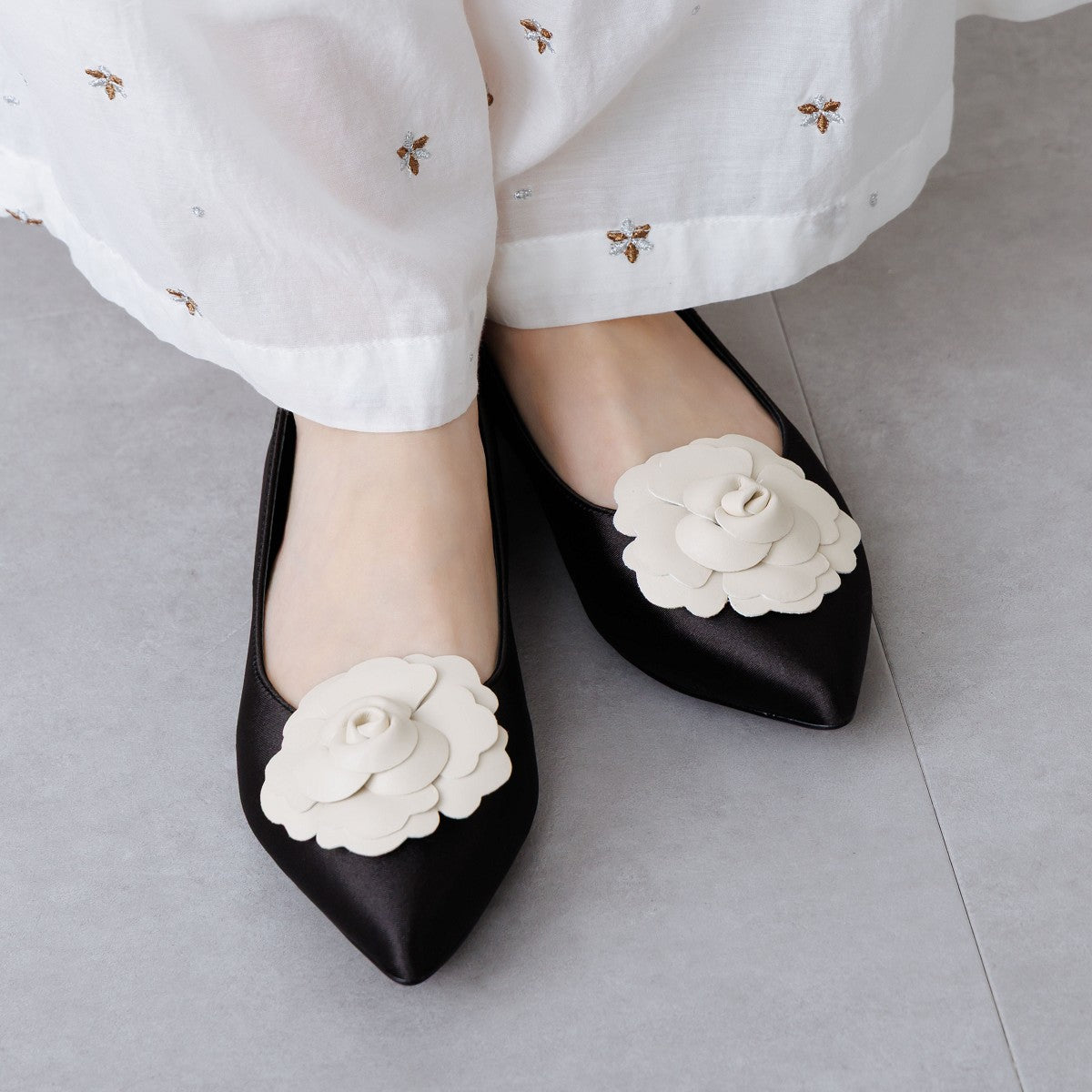 HANAE MORI×HIMIKO ハナエモリ フラワーモチーフ フラットパンプス 2WAY ブラック