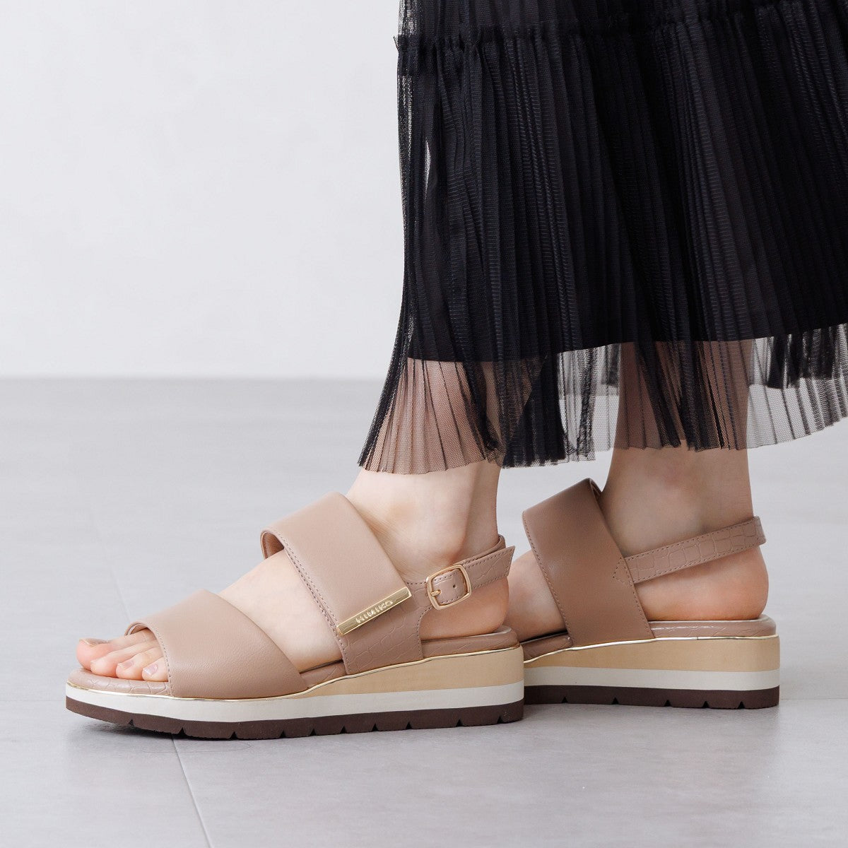 【SALE】【26SS】ソフトシープパデットサンダル/661233