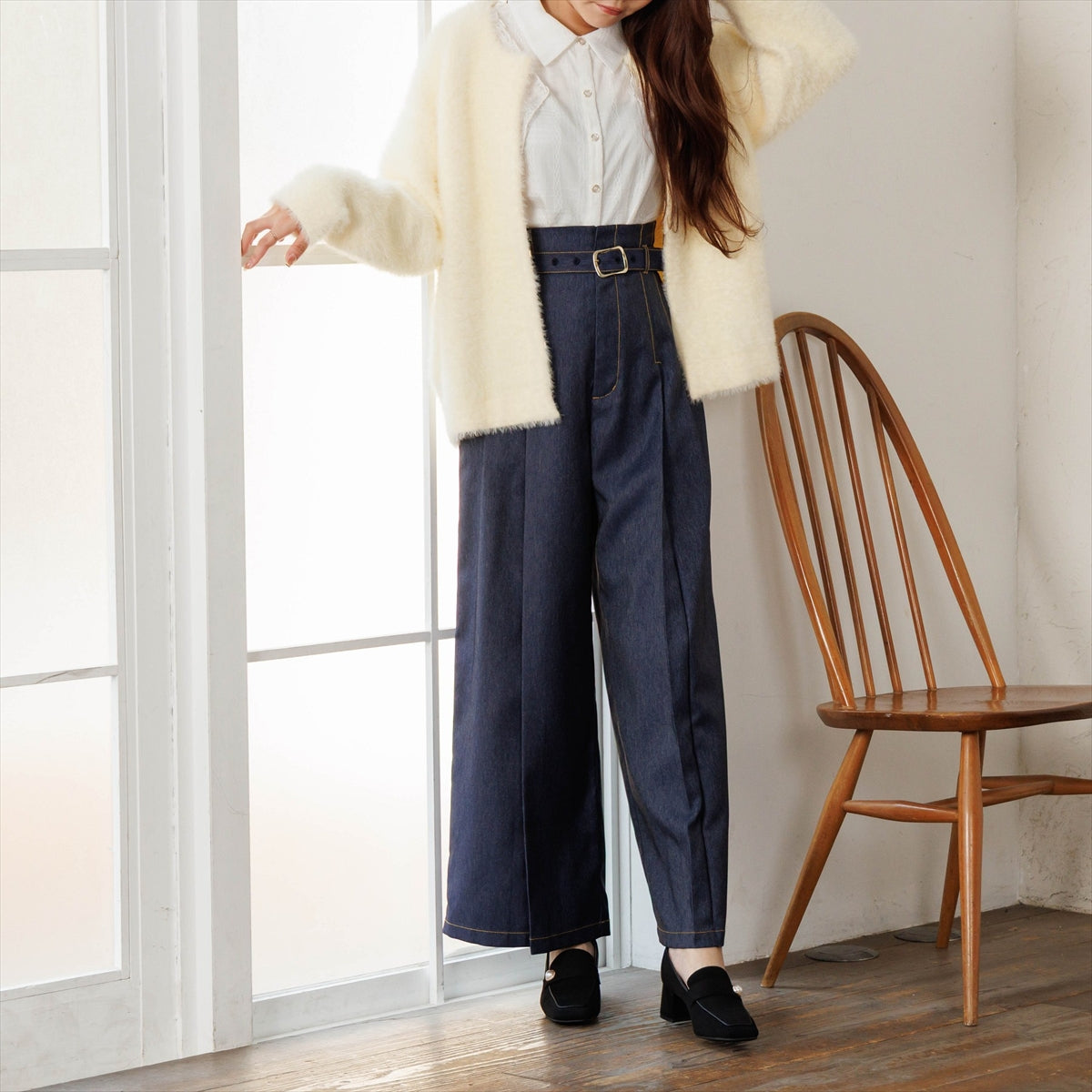 《予約/10月上旬入荷予定》【26AW】パールモチーフヒールローファー/564310