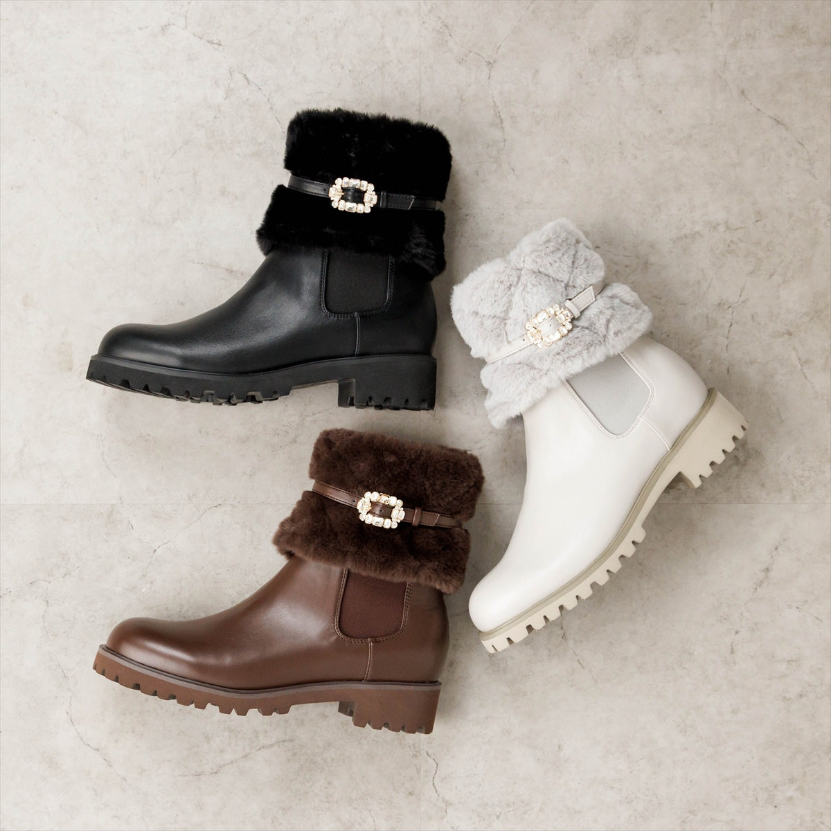 《予約/11月上旬入荷予定》【26AW】フラッフィーファー4WAYチェルシーブーツ/564402