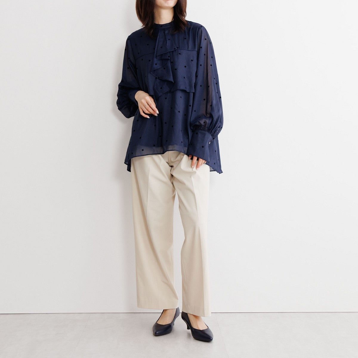 【WEB限定デザイン/再入荷】アシンメトリーポインテッドトゥパンプス/640002