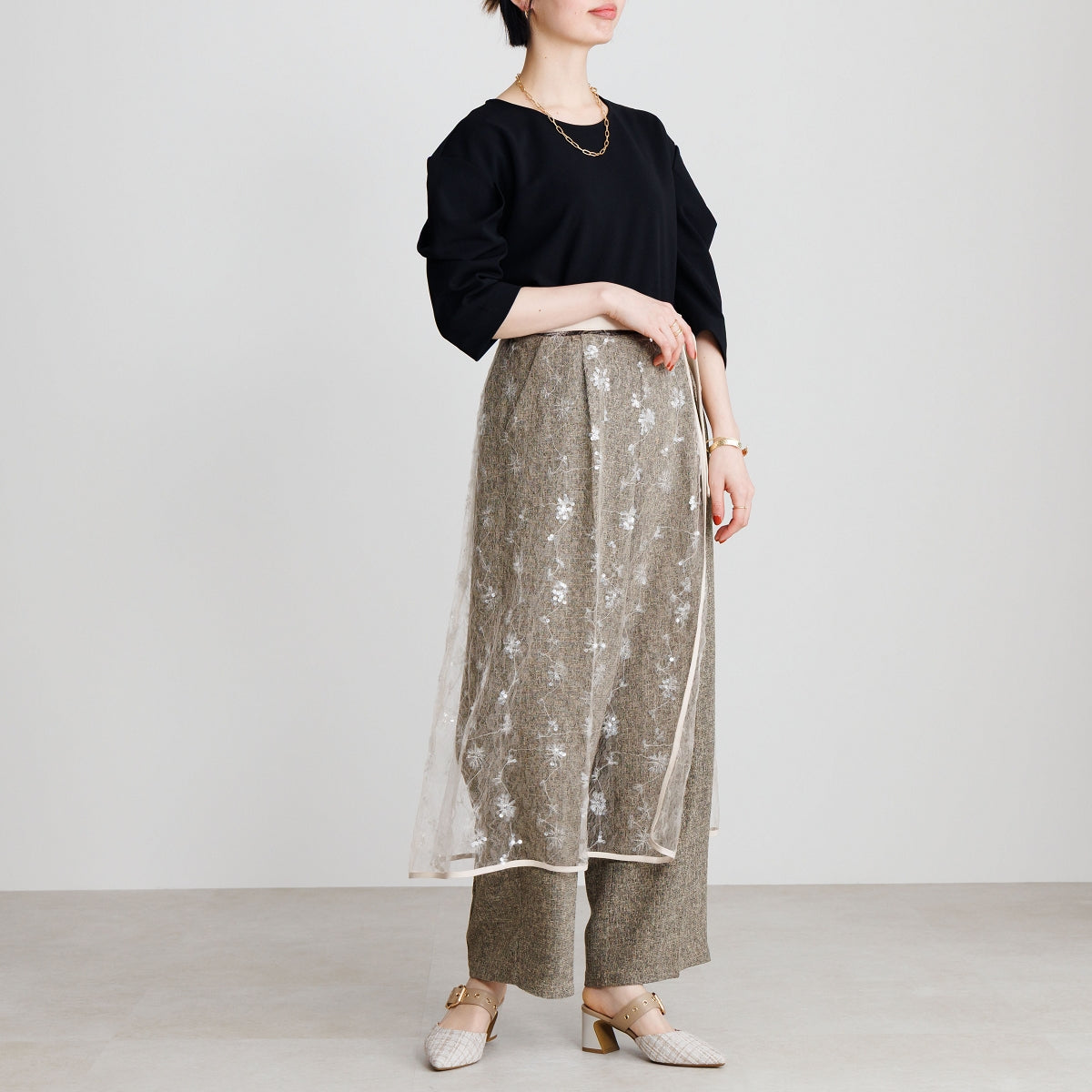 【26SS/WEB限定デザイン】メタルアクセントミュールパンプス/640012