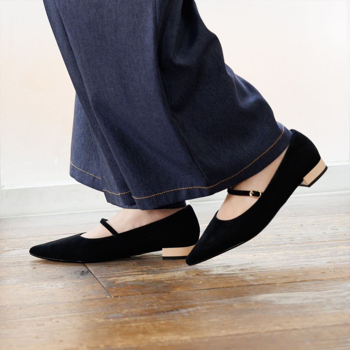 【26AW/WEB限定デザイン】配色ヒールストラップフラットパンプス/640016