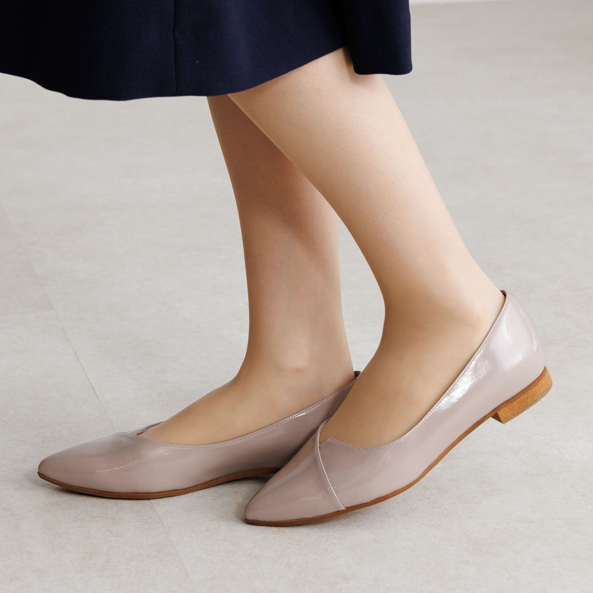 【SALE】アシンメトリーVカットフラットパンプス/741316