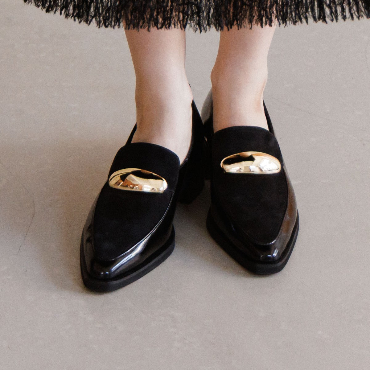 【SALE】軽量ソールオーバルモチーフローファー/651306