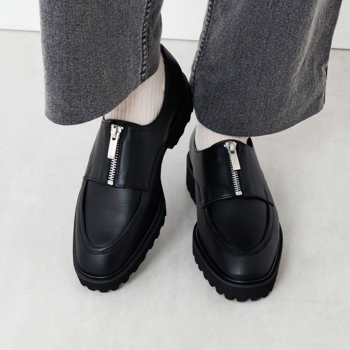 【SALE】トラックソールセンタージップローファー/651325
