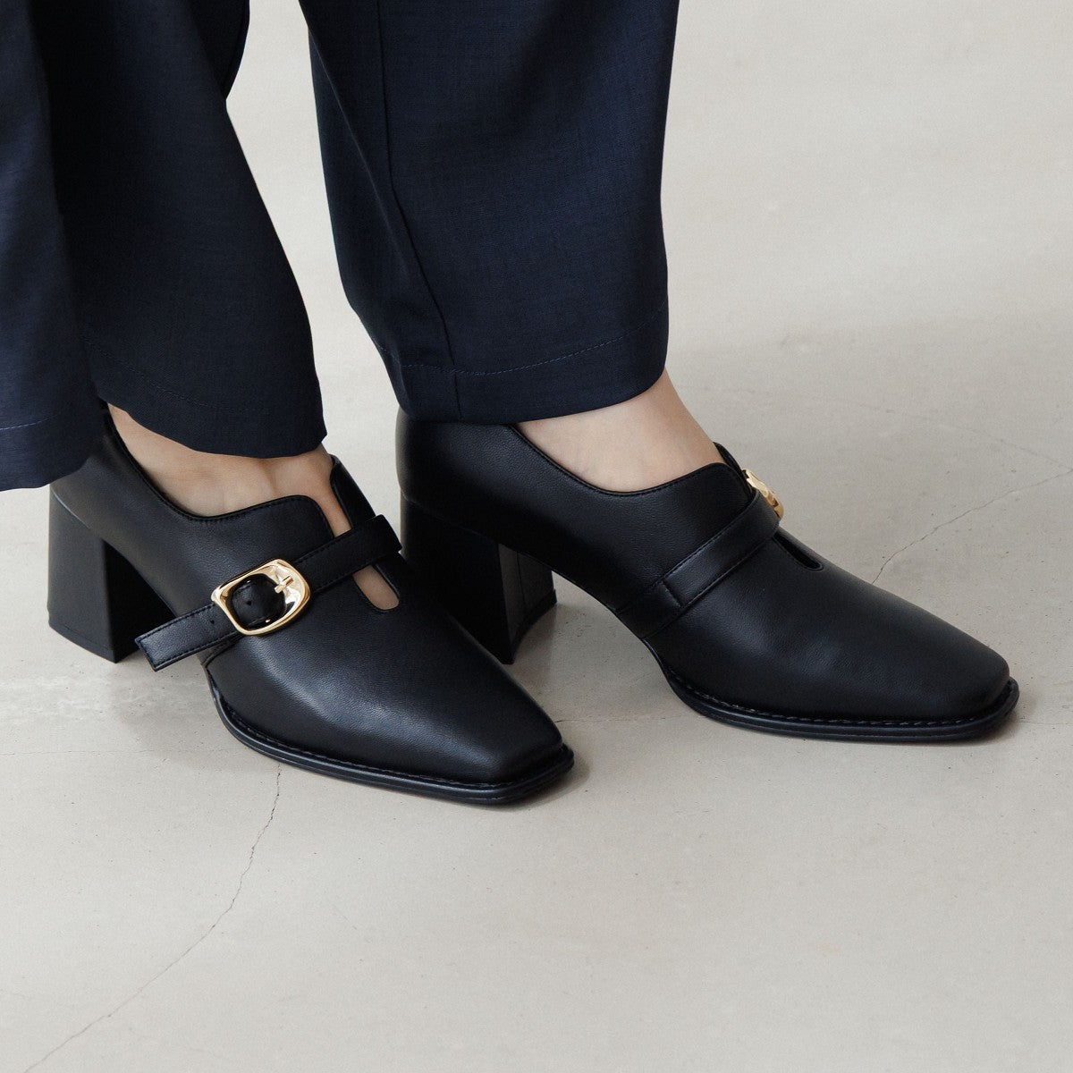 【SALE】ベルトモチーフパンプス/651329
