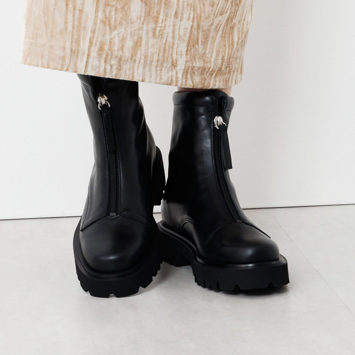 【SALE】フロントジップブーツ/651409