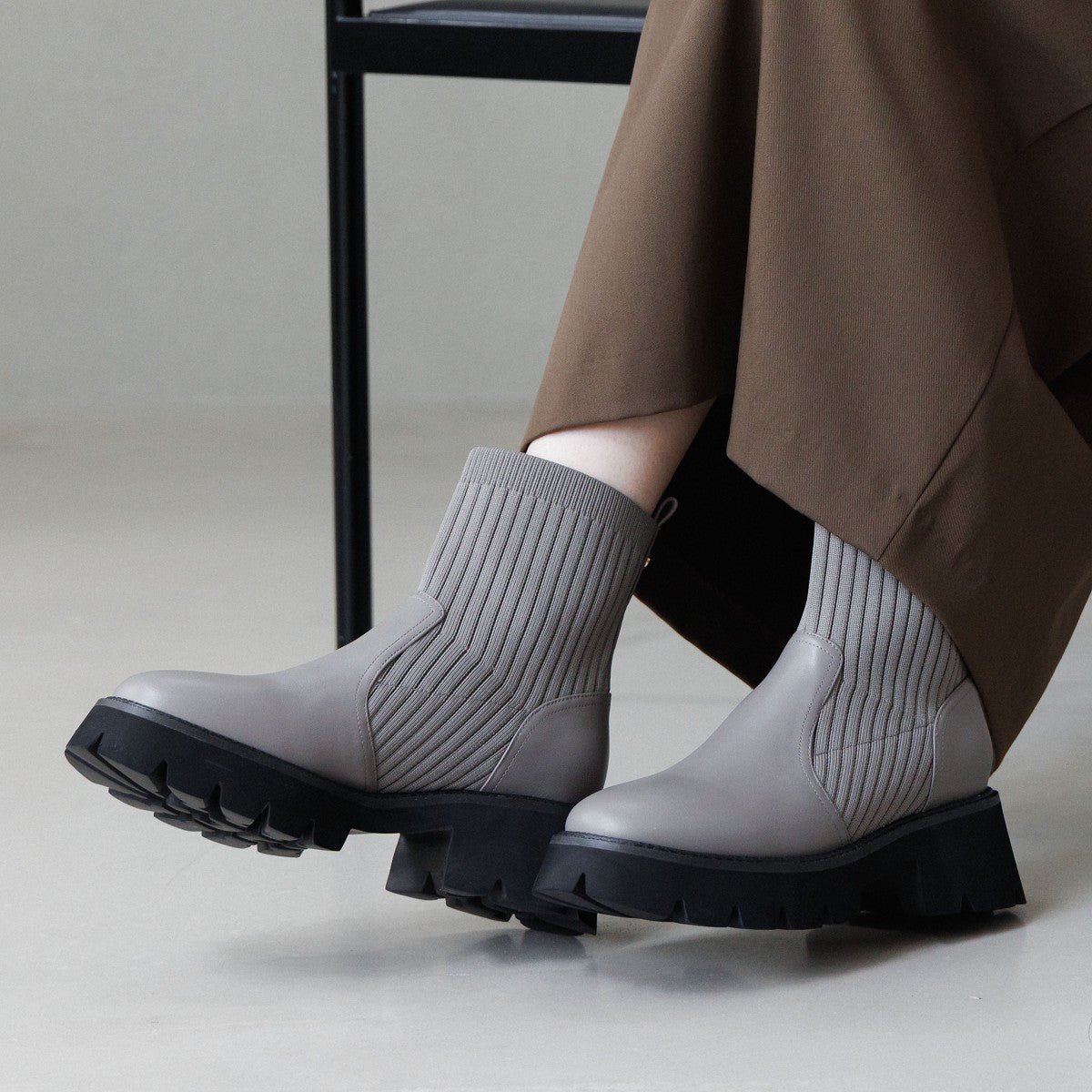【SALE】トラックソールリブニットブーツ/651419