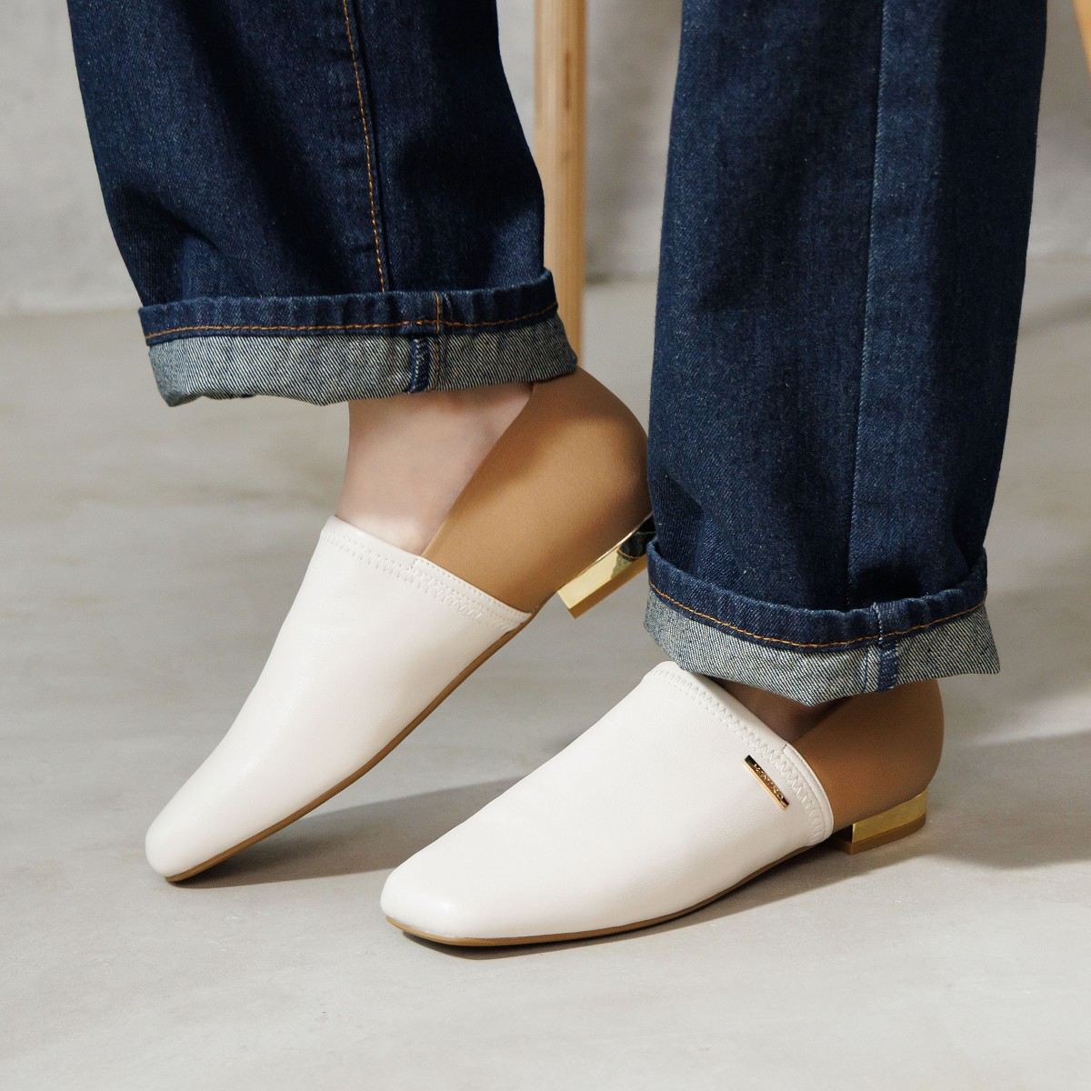 【オンラインショップ限定カラー入荷/瞬間フィット】ハンズフリーストレッチレザーパンプス/661118