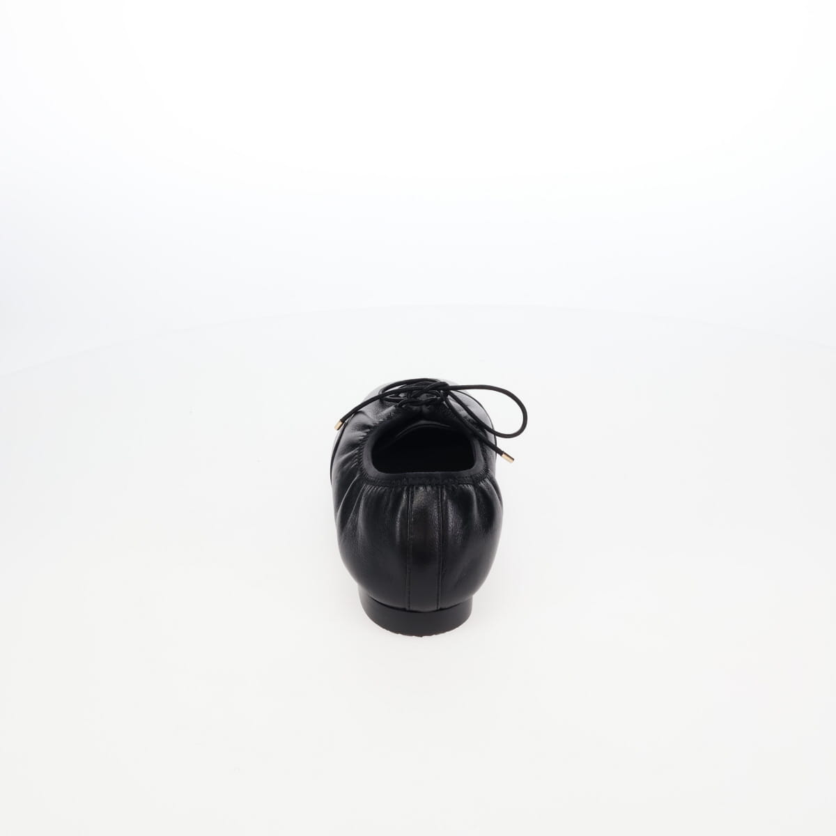 《予約/10月上旬入荷予定》【26AW】スクエアトゥレースアップフラットシューズ/661316