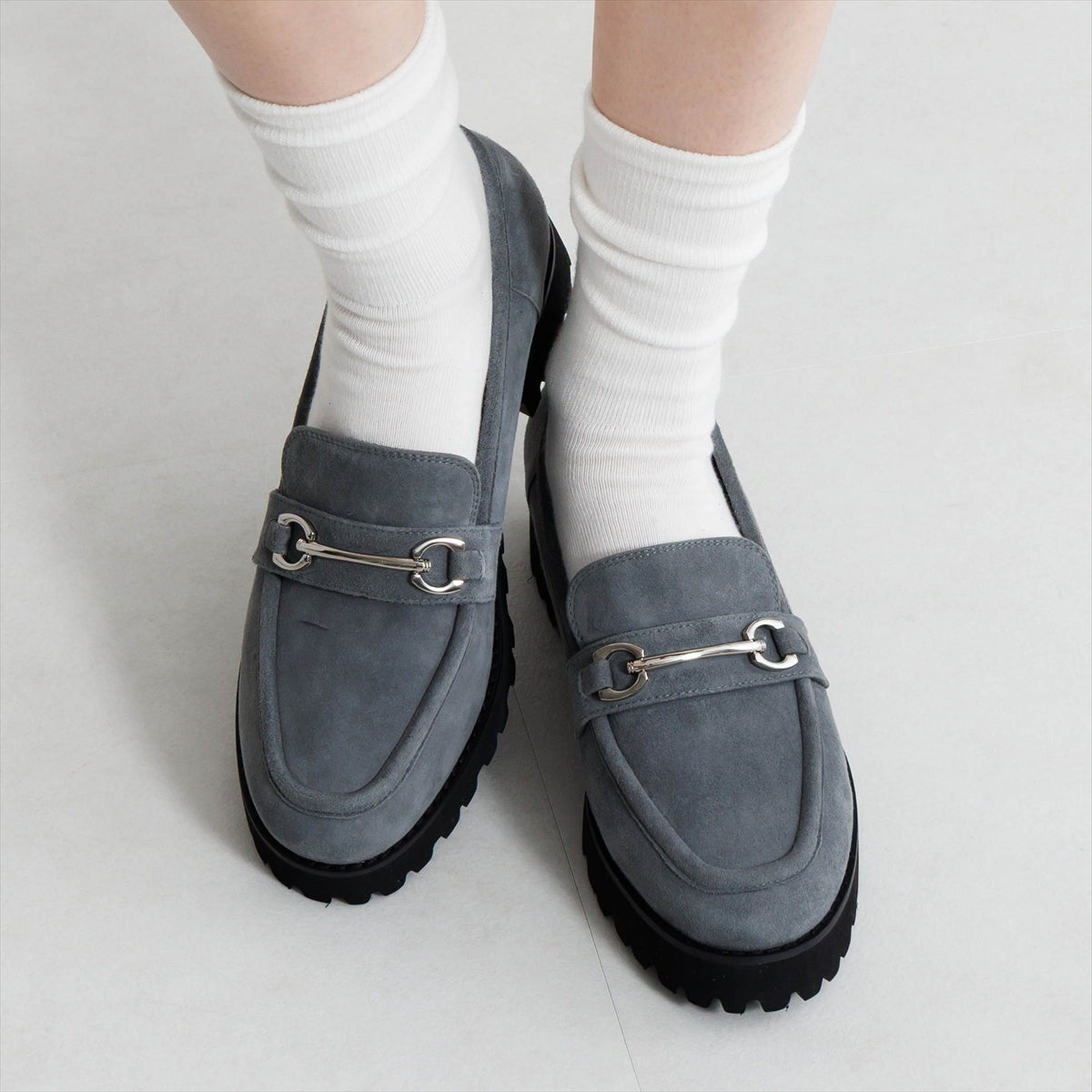 《予約/9月中旬入荷予定》【26AW】トラックソールビットローファー/661322