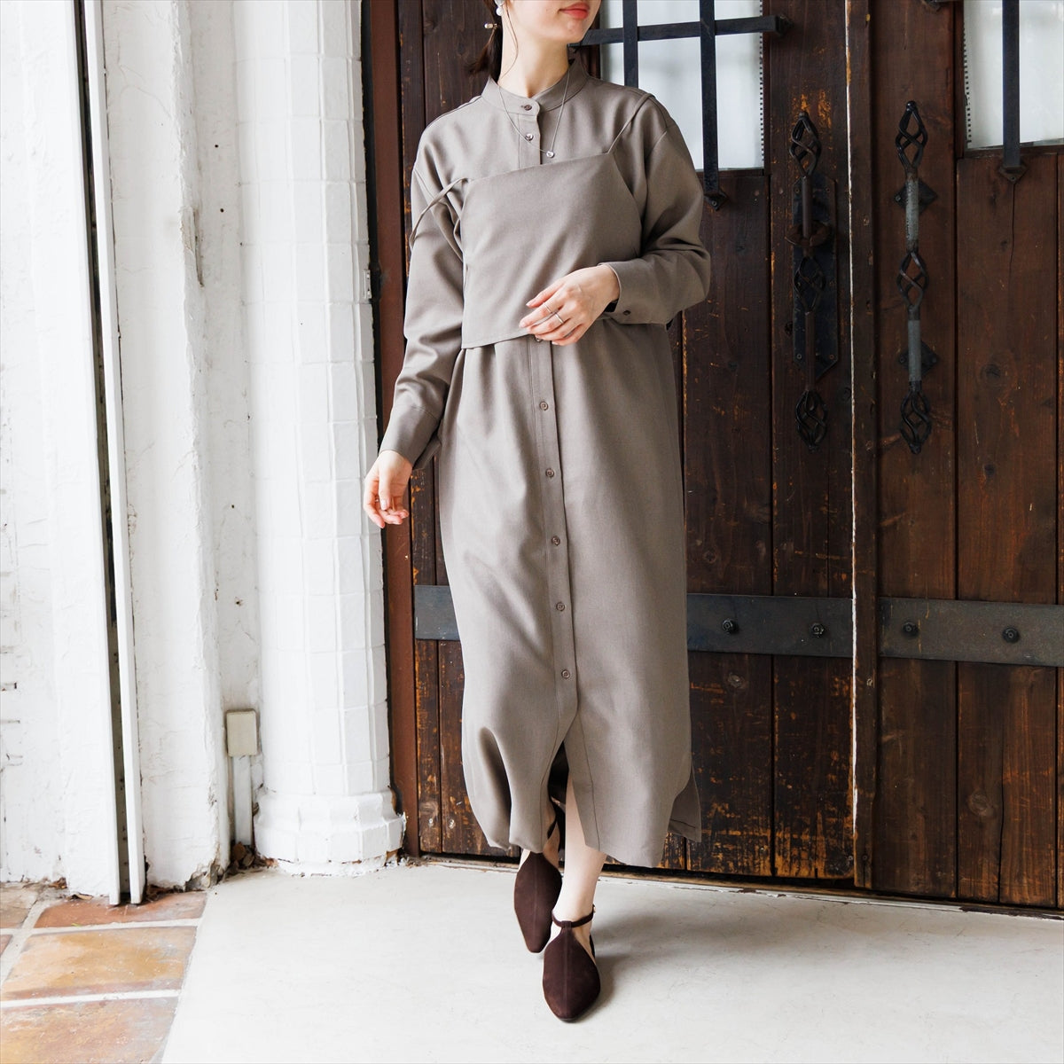 【26AW】Tストラップローヒールセパレートパンプス/661330