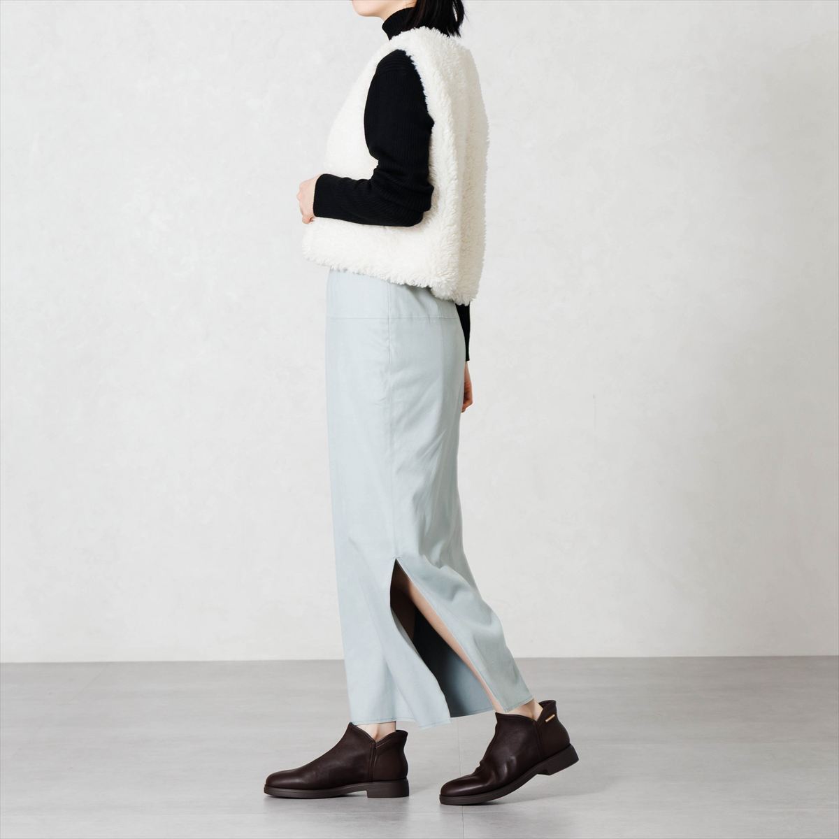 【26AW】【瞬間フィット】ハンズフリーショートブーツ/661421