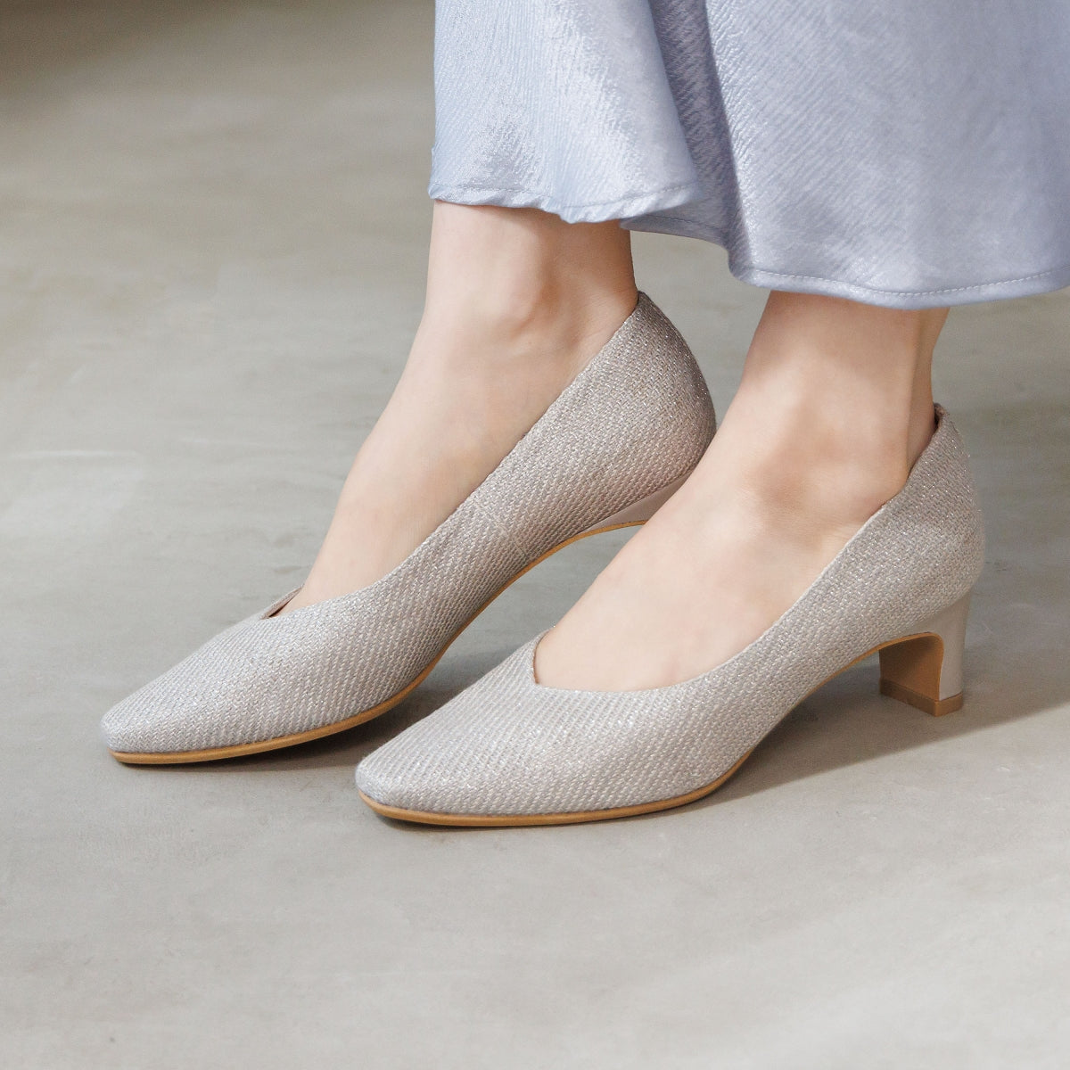 【26SS】ソフトスクエアトゥプレーンパンプス/663102