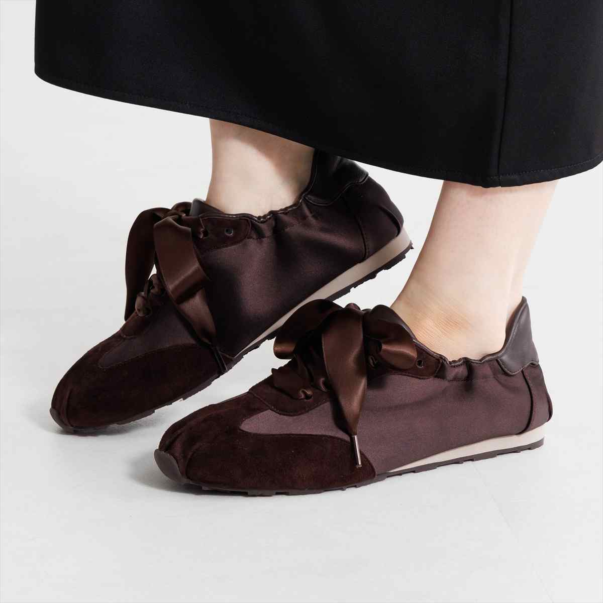 【26AW】2WAYレースフラットスニーカー/667102