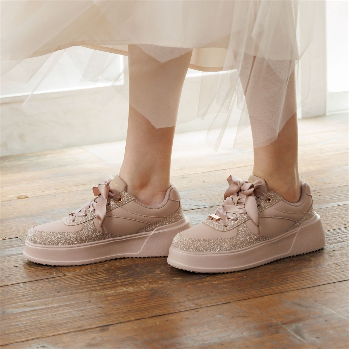 【26AW】2WAYレース厚底コートソールスニーカー/667301