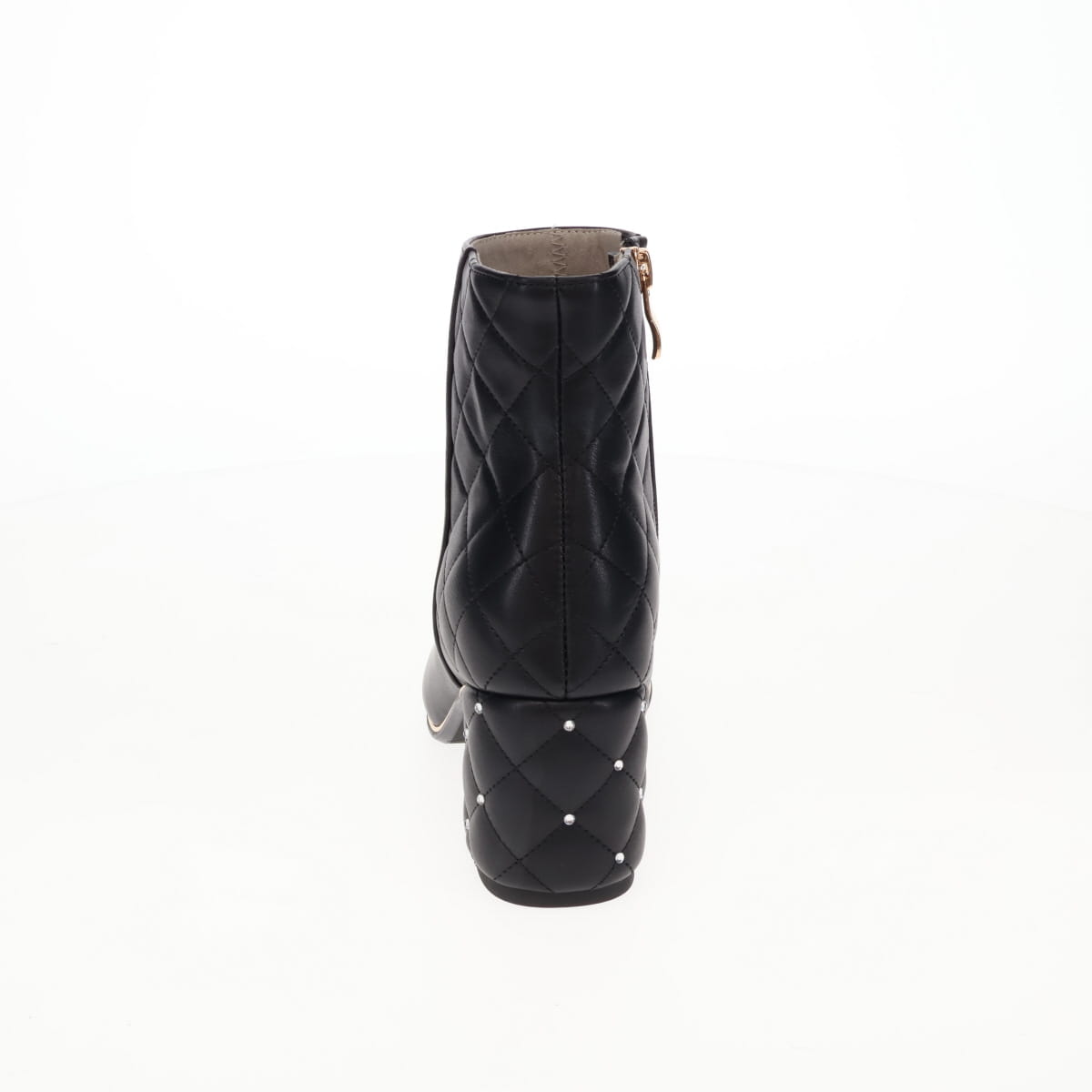 《予約／10月下旬入荷予定》【26AW】キルティングデザインショートブーツ/564403