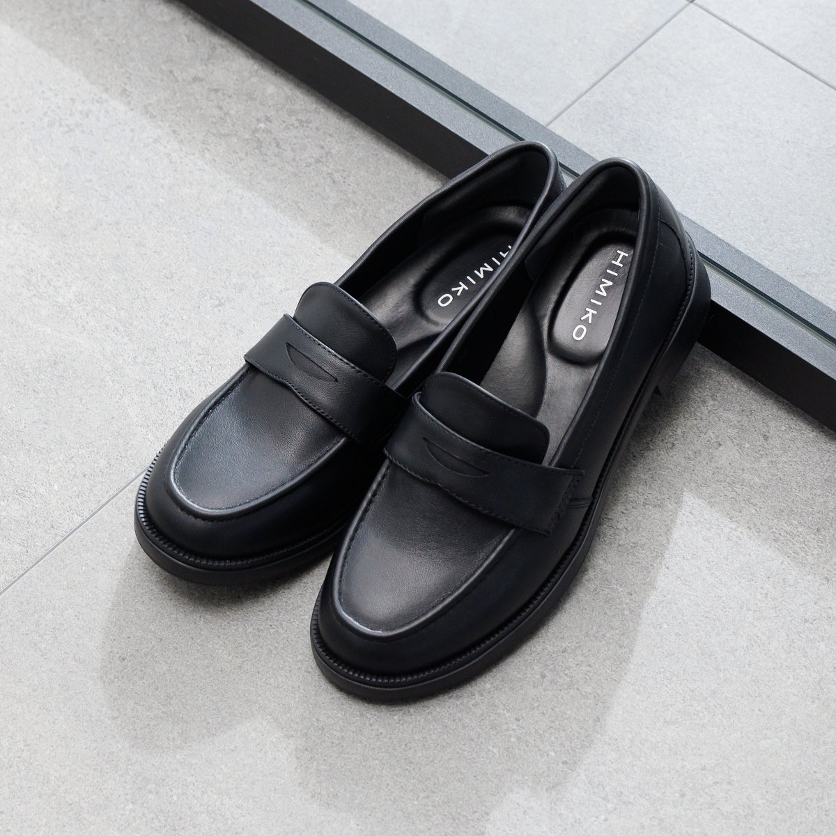 《一部予約/7月上旬入荷予定》【26SS／WEB限定デザイン】ふわかるローファー/640015