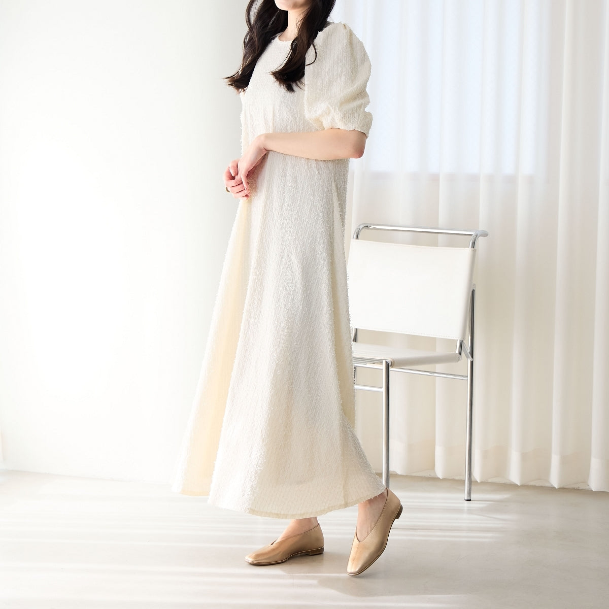 【SALE】メタルラインVカットパンプス/651113