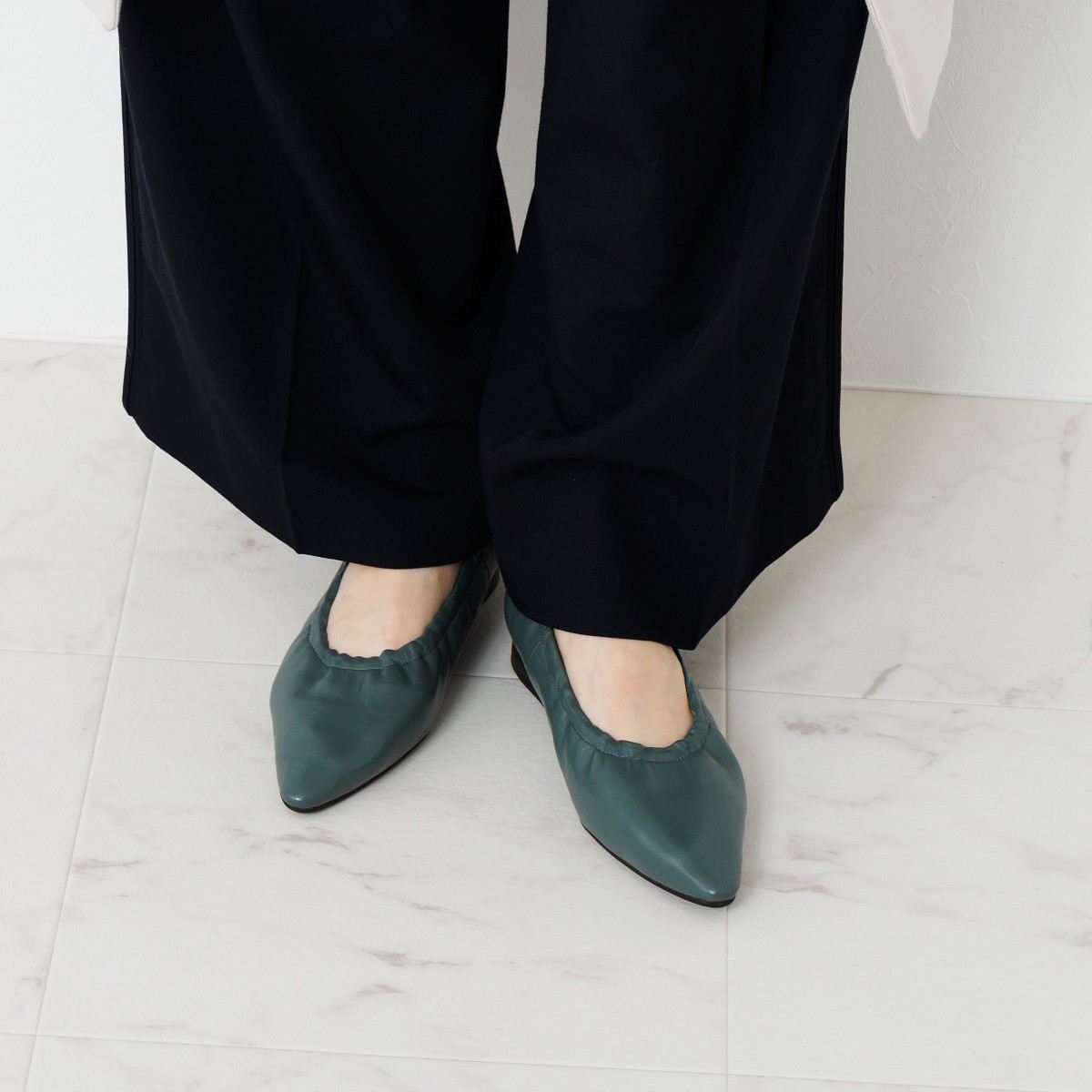 【SALE】シャーリングフラットパンプス/651302