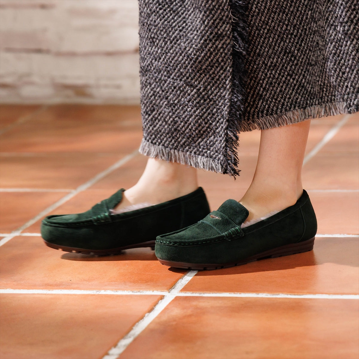 【26AW】メタルポイントふわふわモカシン/651332
