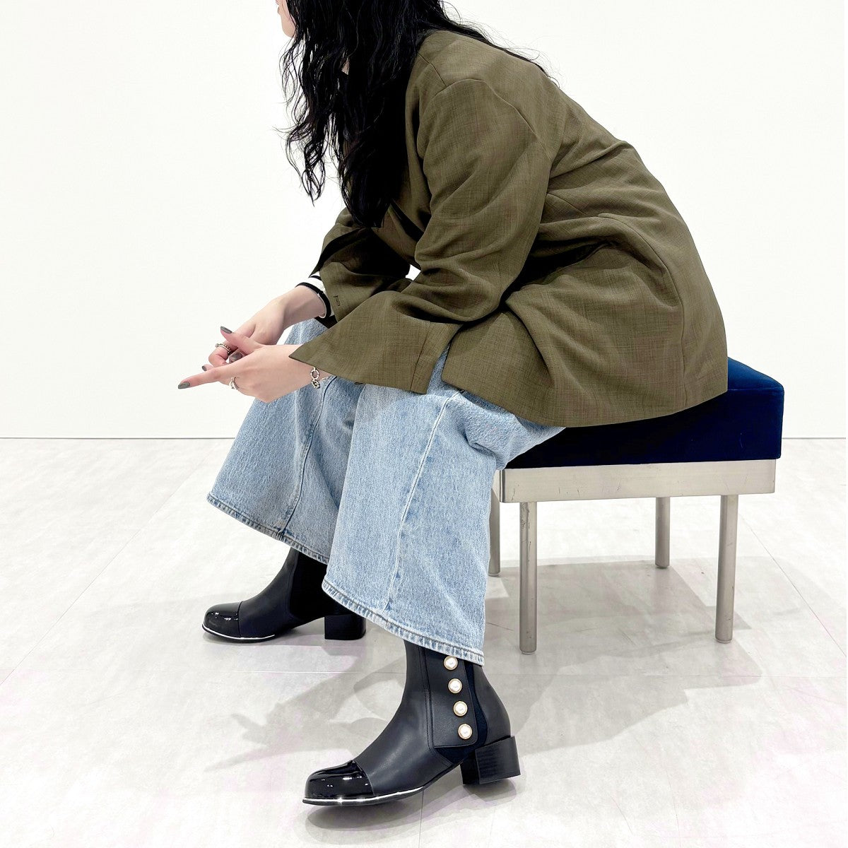 【26AW】パールアクセントサイドゴアブーツ/661427