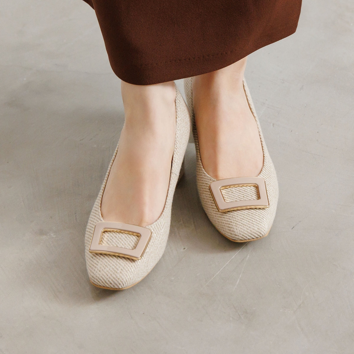 【SALE】スクエアバックルチャンキーヒールパンプス/753302