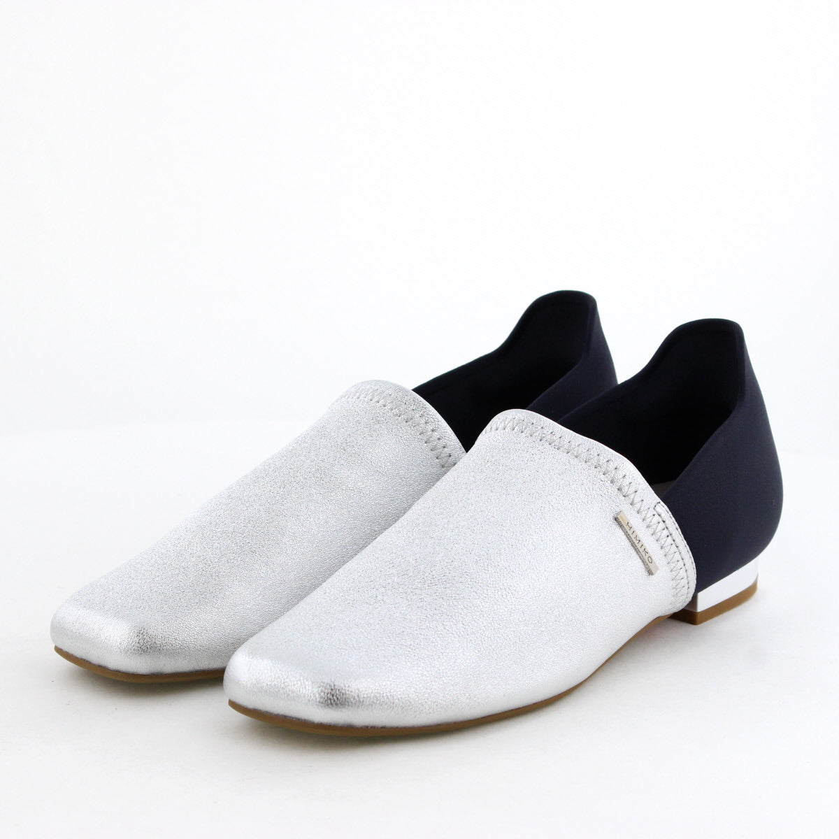 【オンラインショップ限定カラー入荷／瞬間フィット】ハンズフリーストレッチレザーパンプス/661118