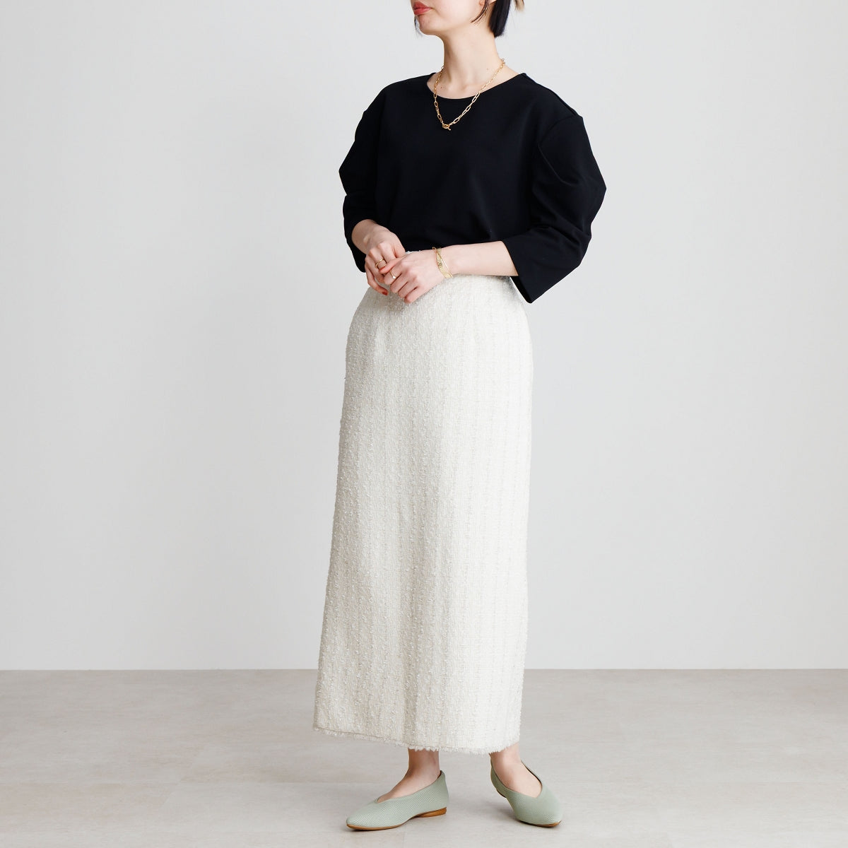 《一部予約/6月下旬入荷予定》【26SS】洗えるVカットニットパンプス/661122