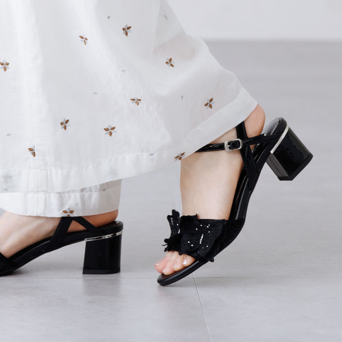 HANAE MORI×HIMIKO ハナエモリ バタフライモチーフストラップサンダル パンプス コラボ 　ブラック
