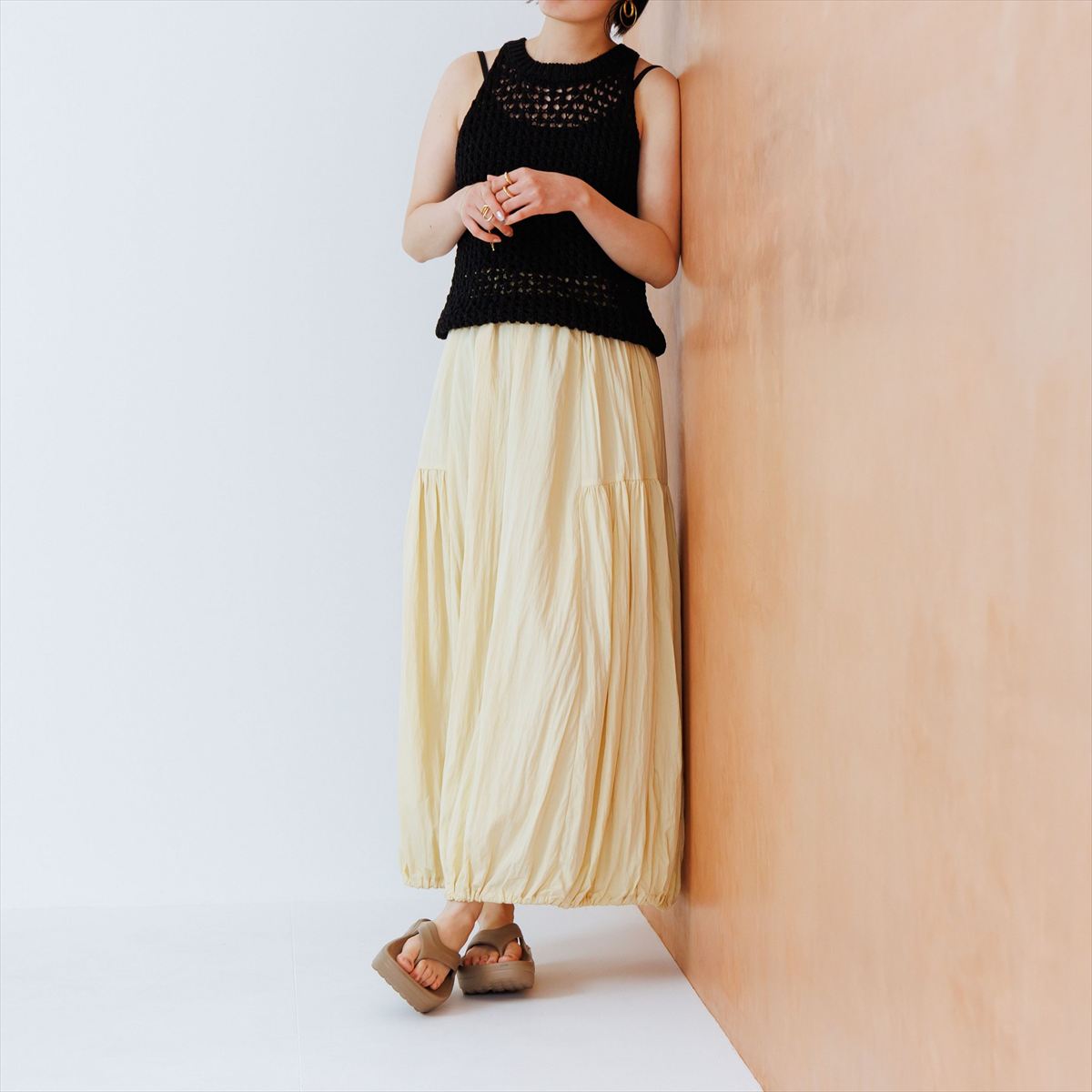 【SALE】【26SS／WEB限定デザイン】メタルパーツEVAトングサンダル/661251