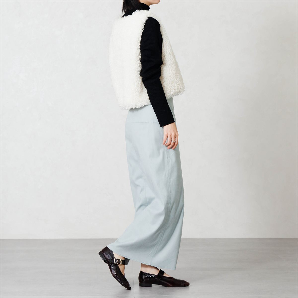 【26AW】ワイドベルトメリージェーンパンプス/661307