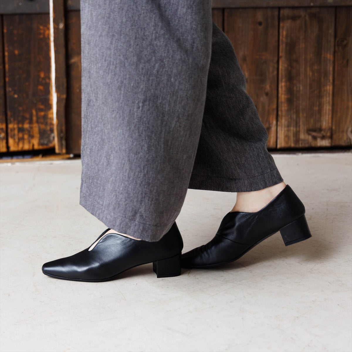 【26AW】Uカットハイバンプシューズ/661313