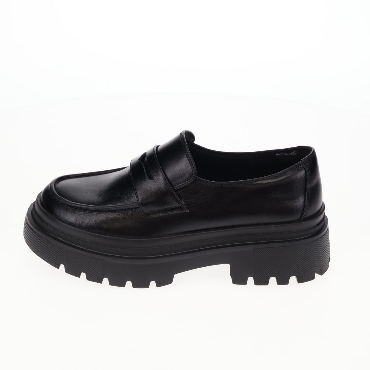 《予約／11月上旬入荷予定》【26AW】スニーカーソールローファー/661315