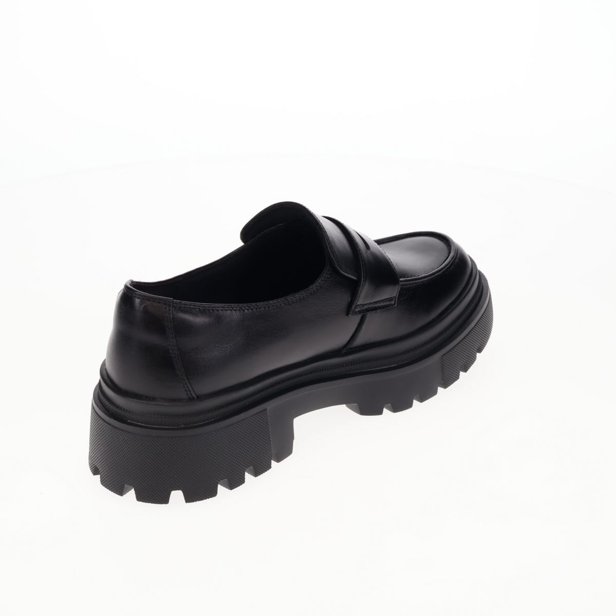 《予約／11月上旬入荷予定》【26AW】スニーカーソールローファー/661315