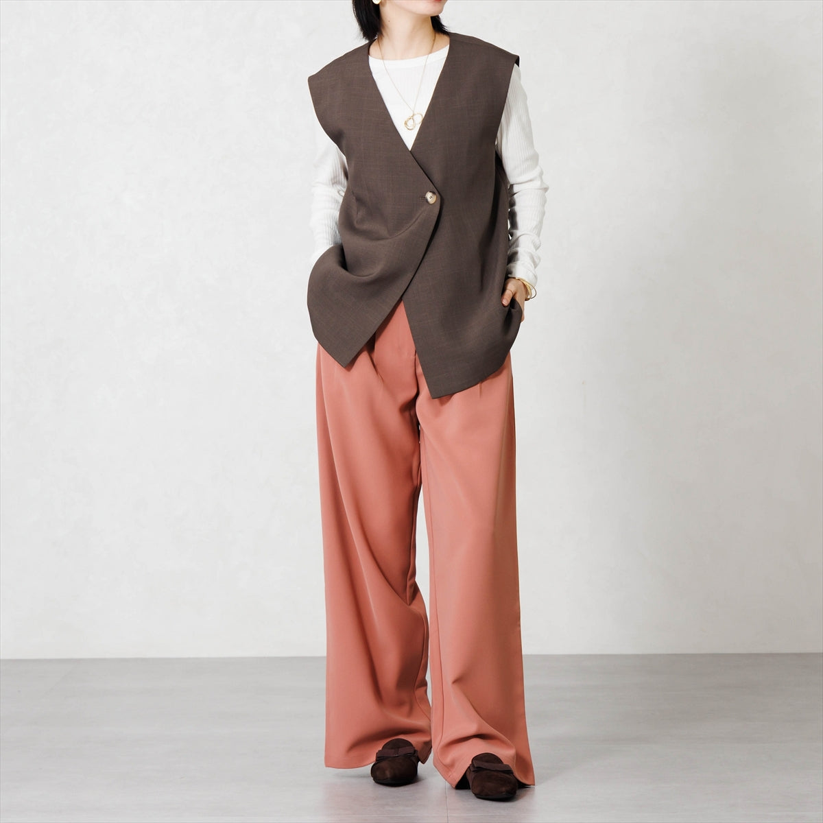 【26AW】リボンモチーフオペラシューズ/661318