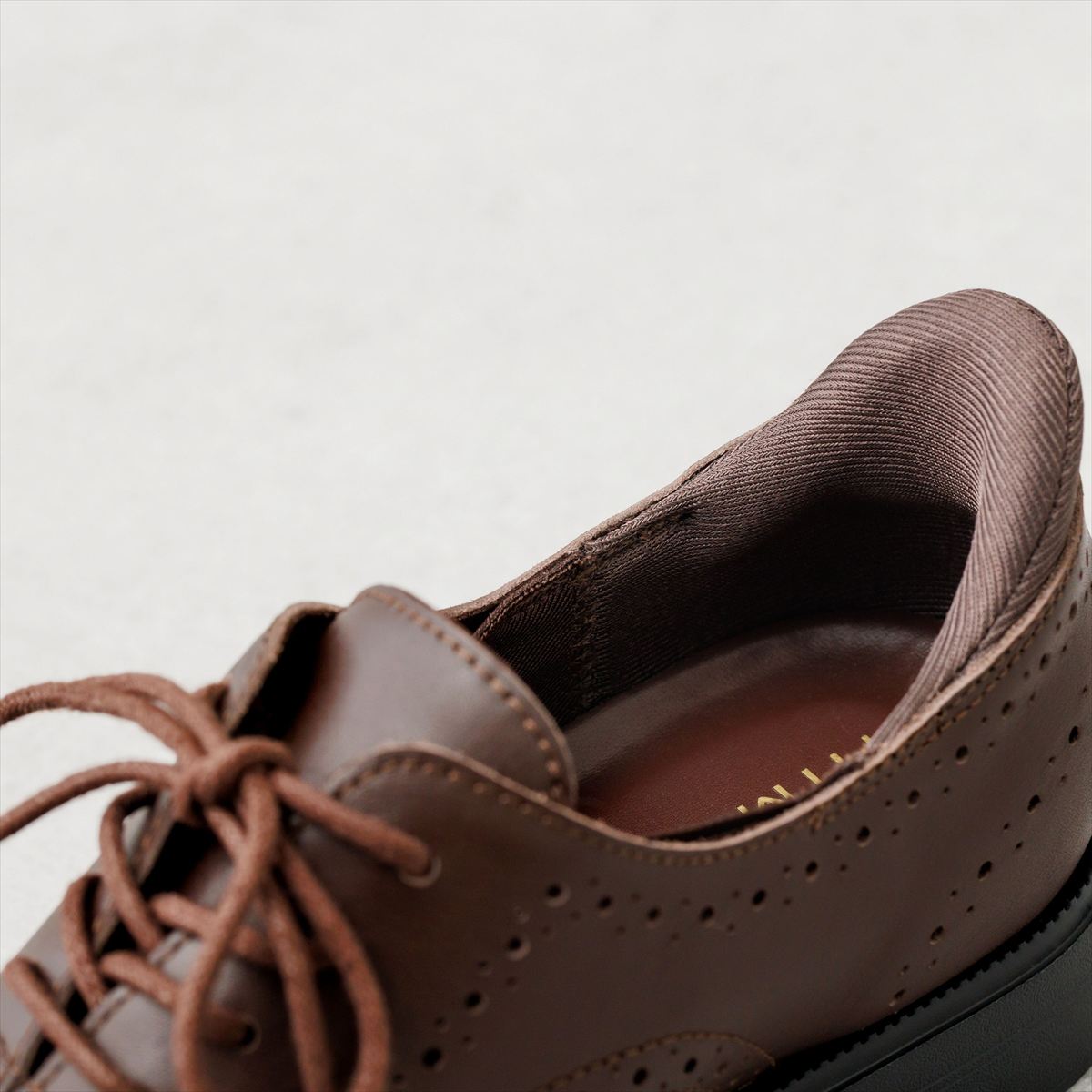 【26AW】【瞬間フィット】ハンズフリーレースアップシューズ/661332