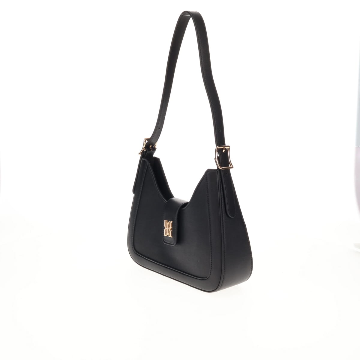 《予約／9月下旬入荷予定》【26AW】シグネチャーワンハンドルバッグ/661382