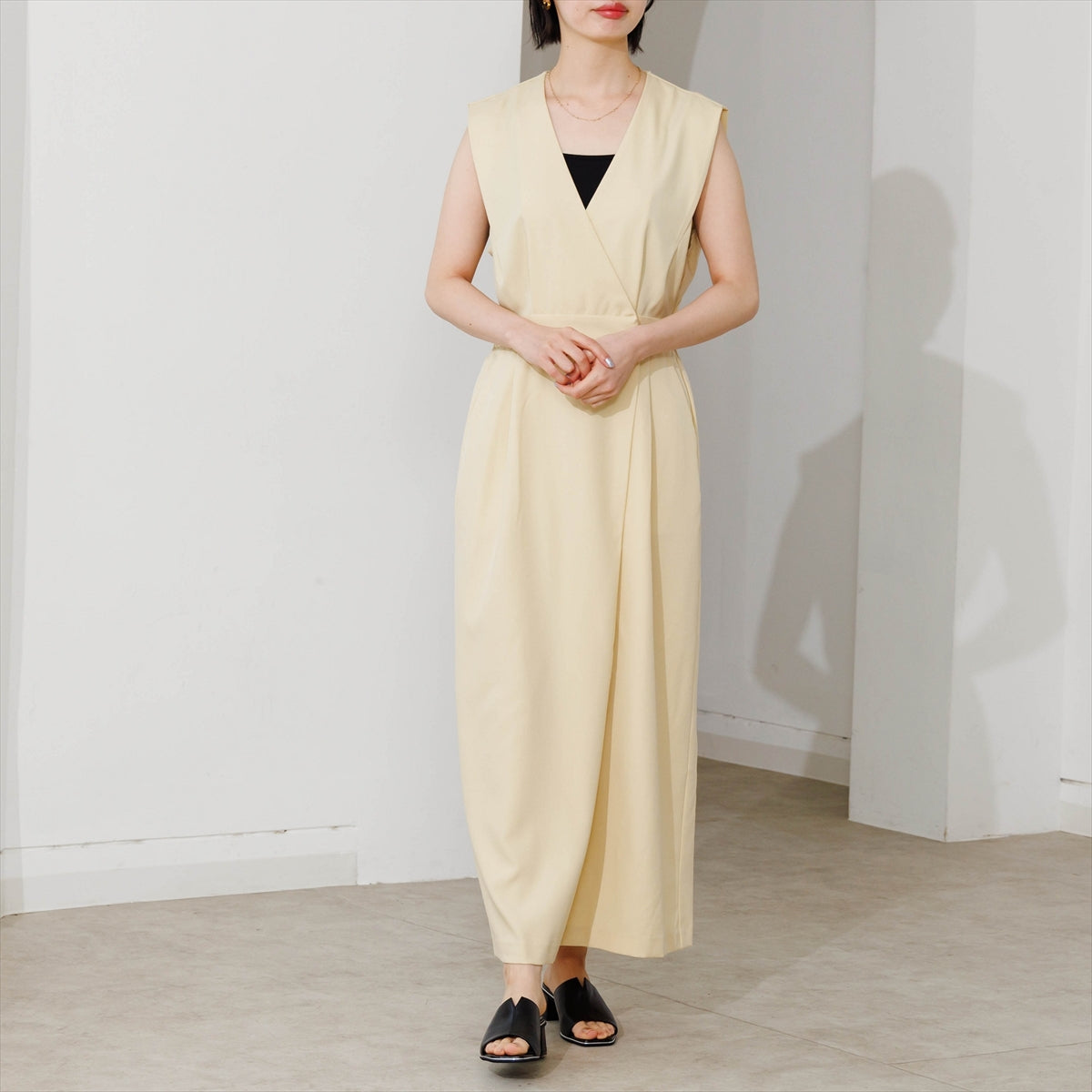 【SALE】【26SS】Vカットミュールサンダル/663202