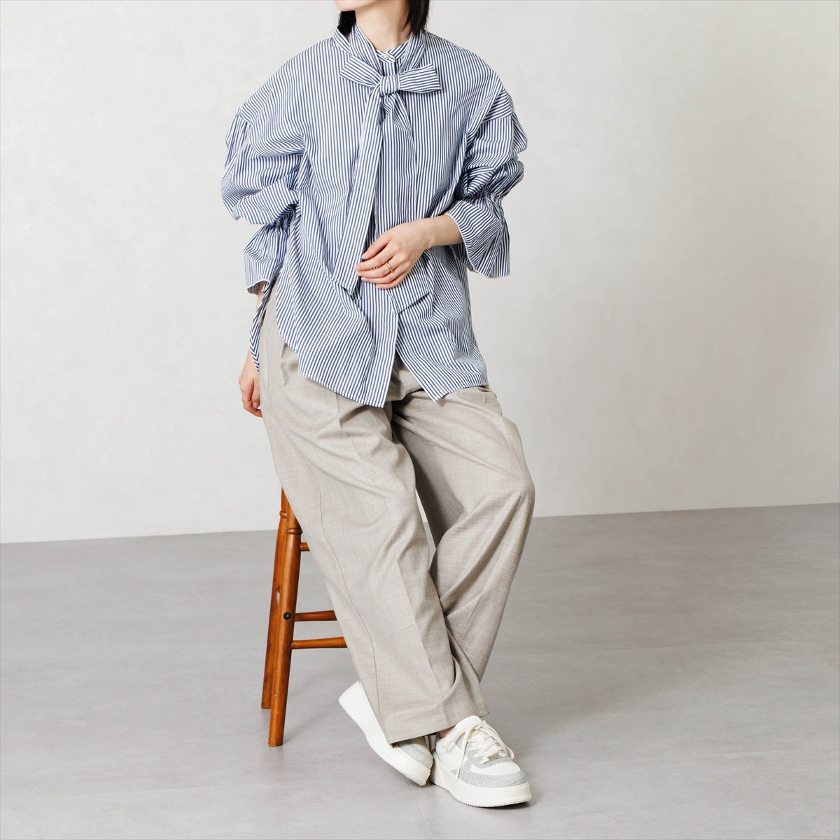 《一部予約／10月中旬入荷予定》【26AW】2WAYレース厚底コートソールスニーカー/667301
